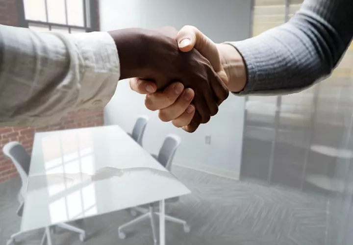 Casi una decena de expertos participaron en el foro, organizado por el Consejo Nacional de la Empresa Privada (Conep). Imagen ilustrativa  /  Pixabay