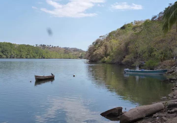 Otros pescadores del área ubicaron el cadáver de Salazar.