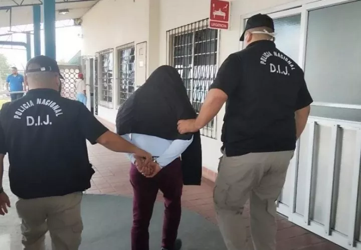 El galeno quedó a órdenes del Ministerio Público.