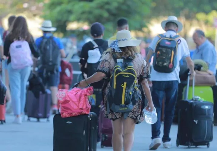 Este sábado llegaron al puerto de Amador los cruceros Norwegian Jewel y Star Legend–Winstard.