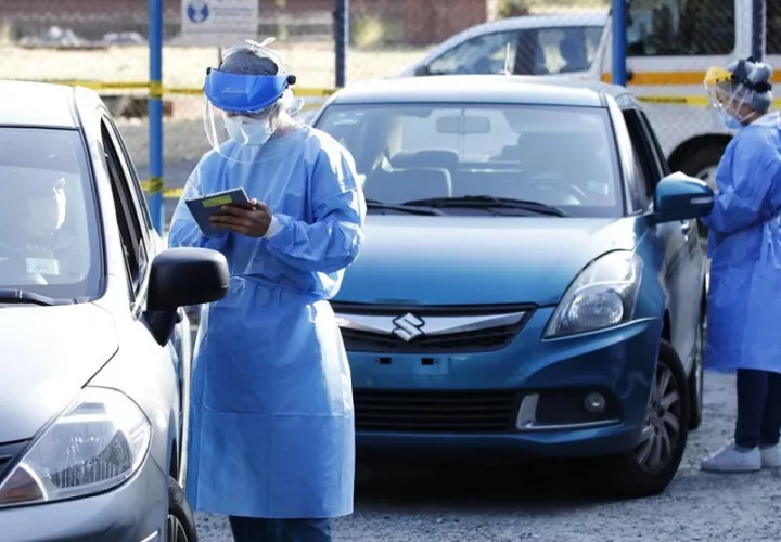 Los auto rápido para hisopados de Mega Mall, Estadio Emilio Royo y el Estadio Rod Carew, funcionan en un horario de 6:00 a.m. a 2:00 p.m.