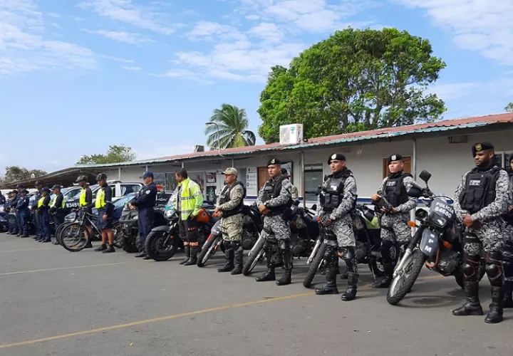 Ya  se inició con la colocación de los dispositivos de seguridad con puntos de control y retenes en las carreteras de ingreso a la provincia.