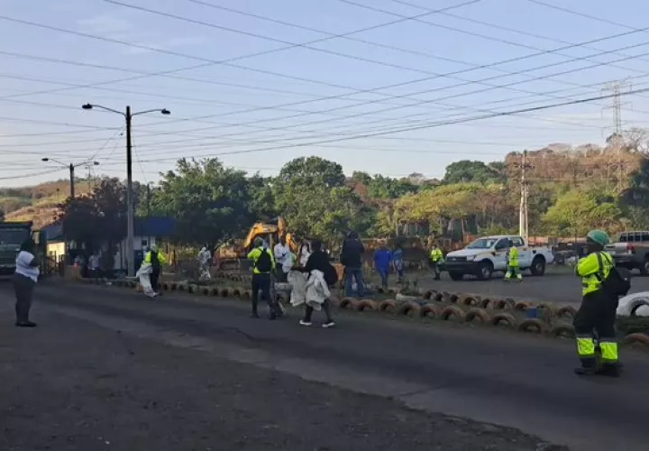 Personal de AUUD está en el relleno sanitario de Cerro Patacón.