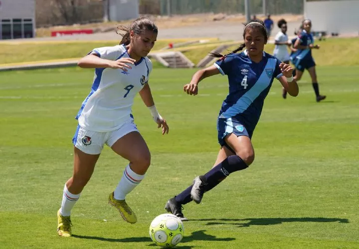 Daniela Hincapié (izq.) ha formado parte del proceso de esta categoría. Foto: Fepafut