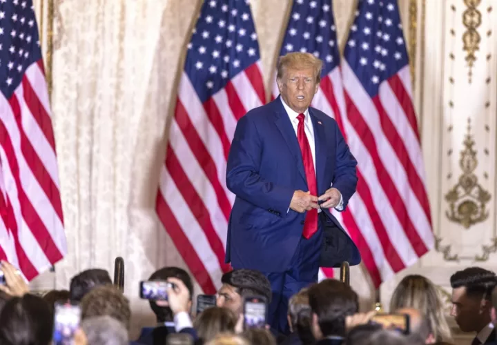 El expresidente de Estados Unidos Donald Trump durante su comparecencia en Mar-a-Lago, Palm Beach, Florida (EE.UU.). EFE