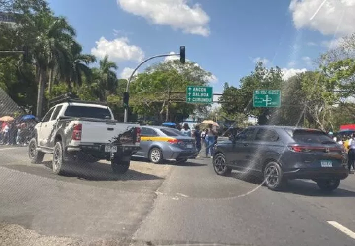 Universitarios piden mejores condiciones en las todas las facultades.