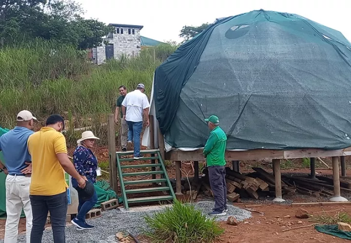 Mediante el Acuerdo No.24 de abril del 2012, se declaró Cerro Cabra como área protegida municipal.