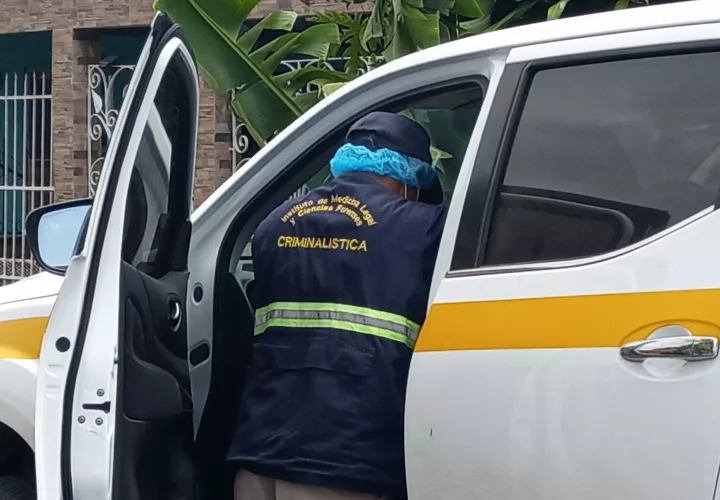 Levantamiento del cadáver.   