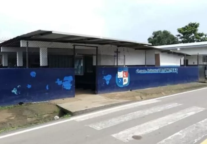 Escuela de Gatuncillo.