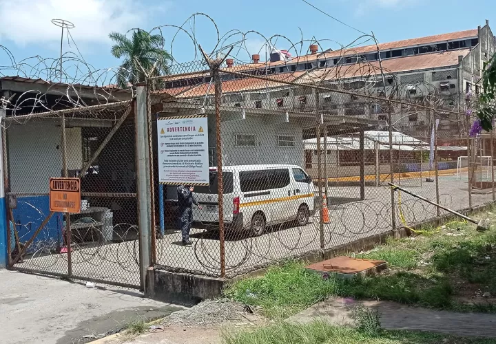 a PRISIÓN POR MALTRATADOR 