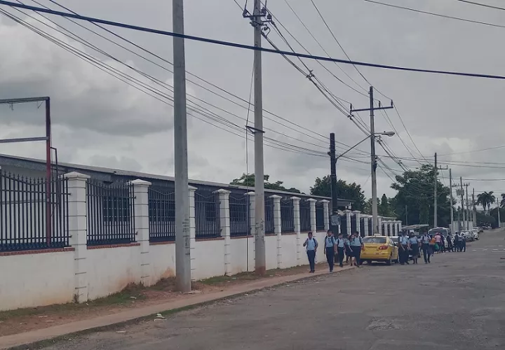 Colegio Moisés Castillo Ocaña.