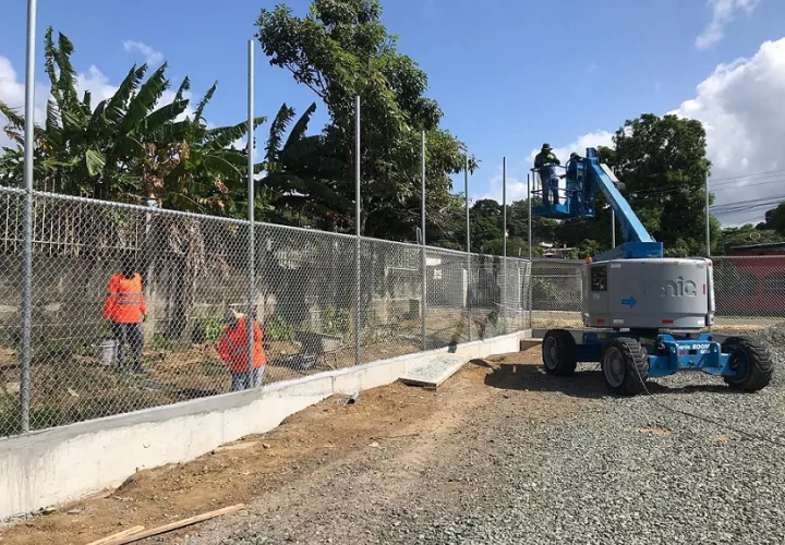 La cancha sintética que se proyecta construir en Valle del Sol tiene un costo de $250 mil.