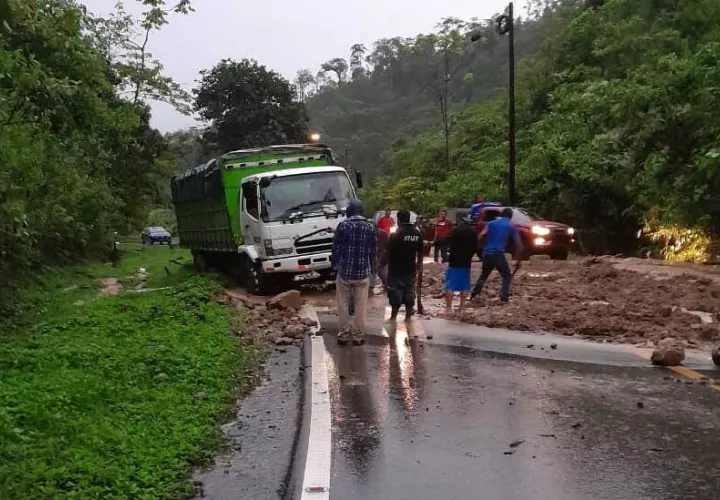 Deslizamiento de tierra en el área de &quot;Cabello Ángel&quot;.