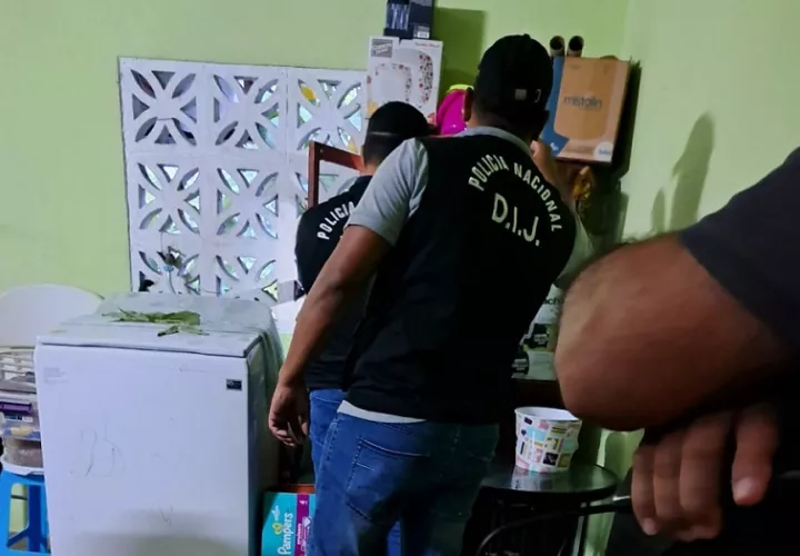 A los uniformados se les imputó cargos por los delitos de concusión y extorsión.