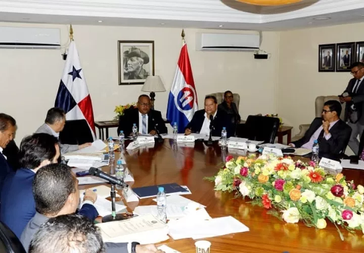 Comisión de Credenciales.