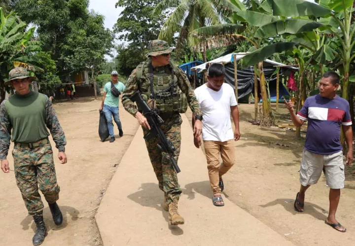 El director de Senafron dijo visitó varias comunidades en Darién.