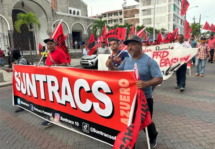 La manifestación partió desde el parque Porras, en la avenida Perú.