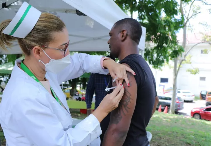 El Programa Ampliado de Inmunización, indicó que ya se han aplicado un total de 1,562,033 dosis de la vacuna contra la influenza.