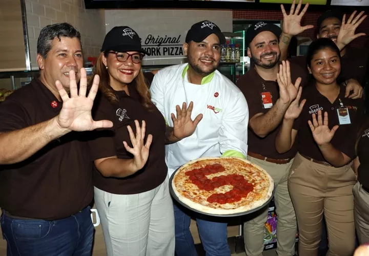 SBarro cuenta con cinco sucursales en las tiendas Va&amp;Ven en diferentes puntos del país. Foto / Víctor Arosemena. 