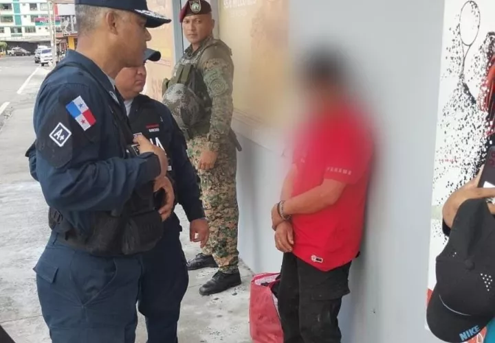 Desde hace casi dos semanas, Panamá vive una crisis interna con callejeras protestas antiminería. 