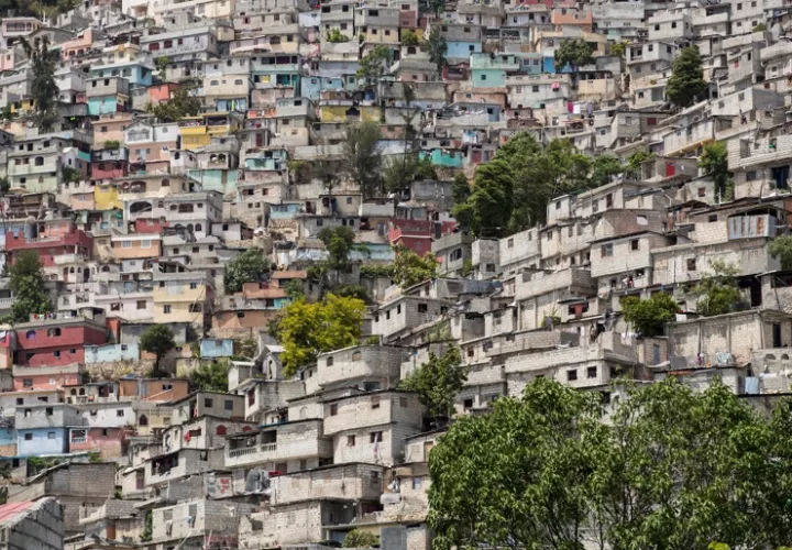 Fotografía de archivo de un barrio en Petionville (Haití). EFE