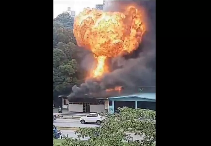 Dentro del inmueble se produjo una explosi