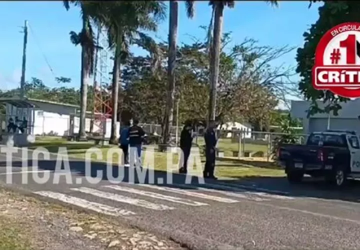 Diligencia por funcionarios del MP a la estación policial. (Foto-Video: Melquiades Vásquez)  
