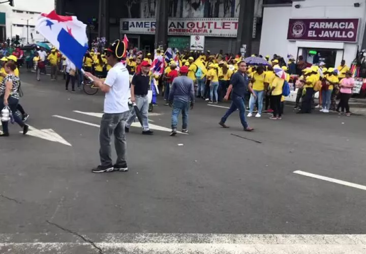 Docentes con rumbo a la Corte Suprema de Justicia.