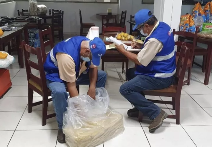 Operativos previos a la realización del Desfile de las Mil Polleras.