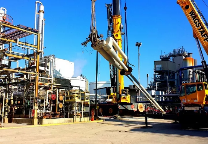 Plataforma petrolera. Imagen ilustrativa  /  Pixabay