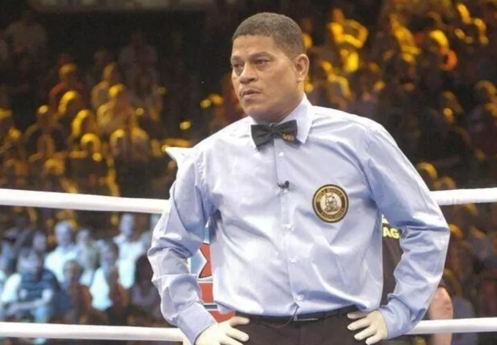 Guillermo Pérez Pineda, oficial panameño que tendrá otra pelea de título mundial como árbitro.