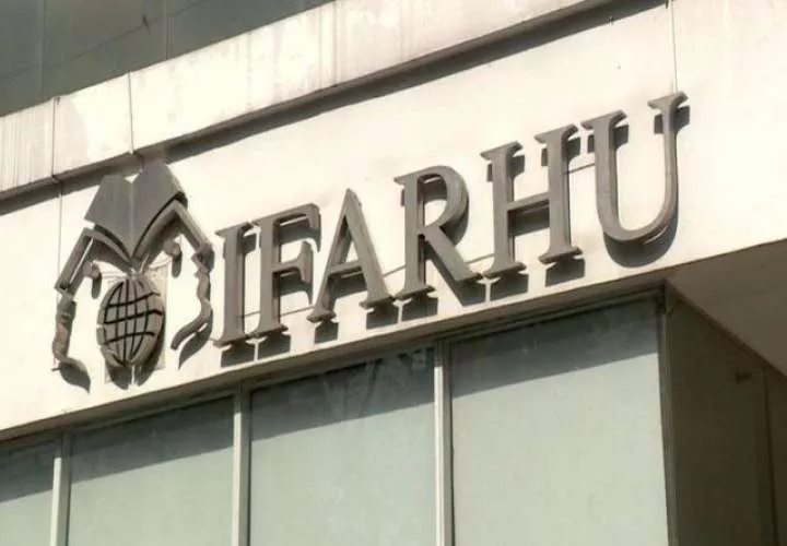 El último desembolso de cada año se efectúa con base en las calificaciones.