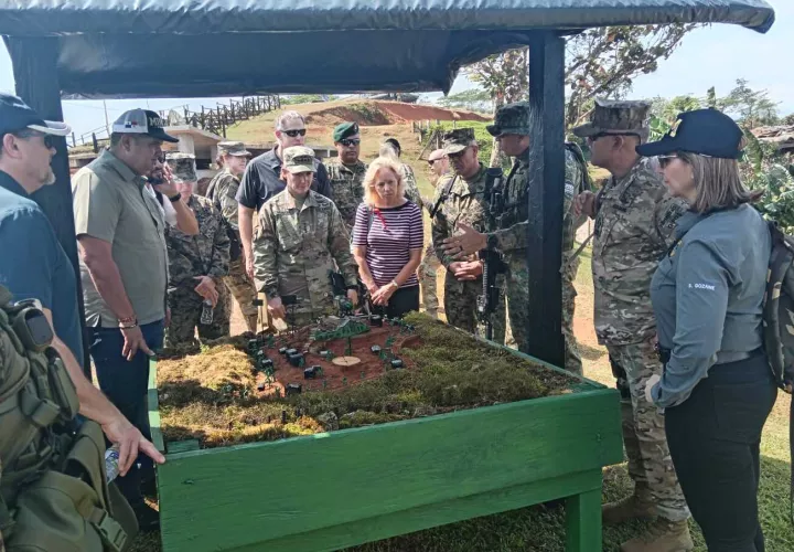 Este encuentro se verificó el pasado viernes. (Foto: Ministerio de Seguridad)