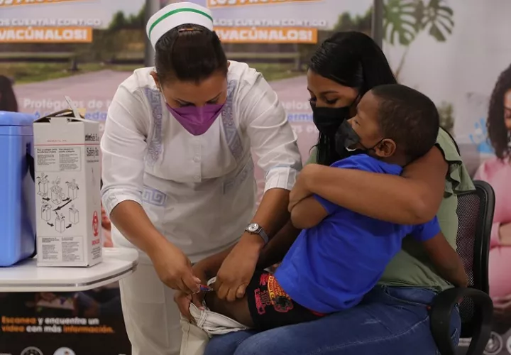 El proceso de vacunación contra la Covid-19 se lleva a cabo en las instalaciones de la CSS y del Minsa desde las 7:00 a.m.