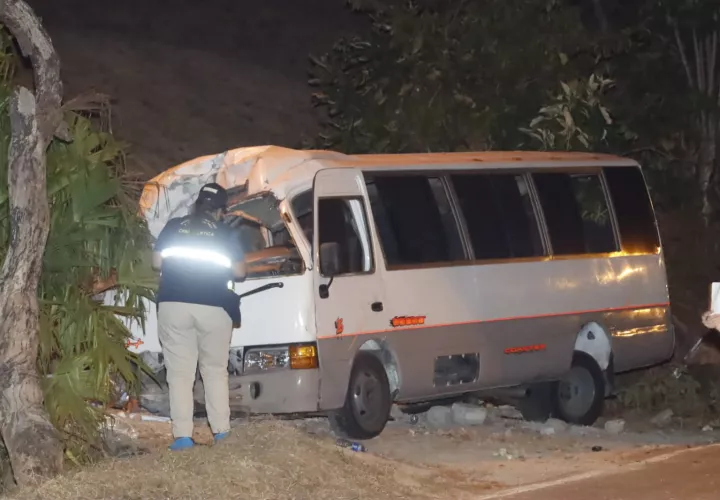 Un accidente de tránsito de un transporte público dejó dos muertos. Foto: Alexander Santamaría 