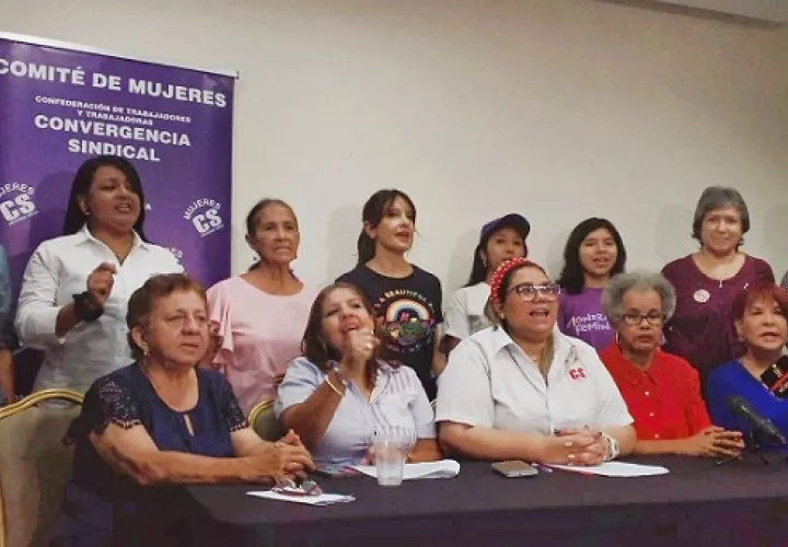 Mujeres 