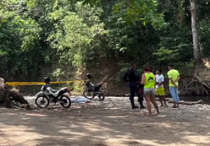la víctima estaba de paseo en el lugar junto con unos amigos.
