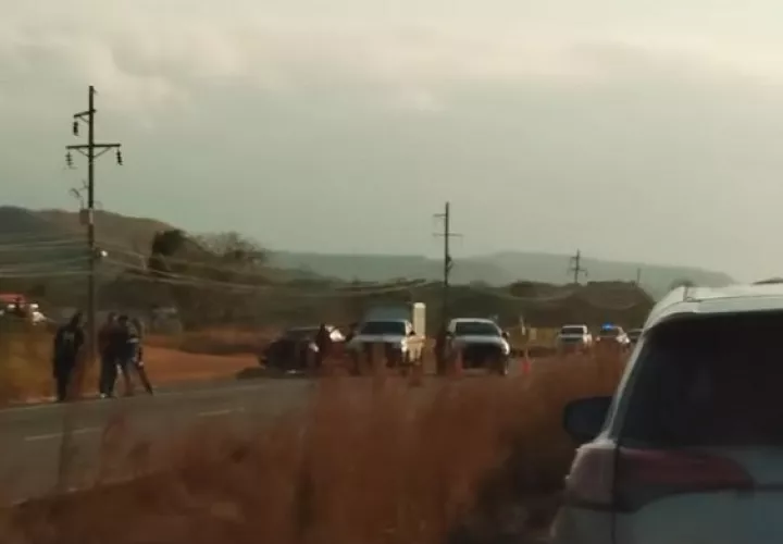 Vista del accidente en Penonomé, donde una persona perdió la vida.