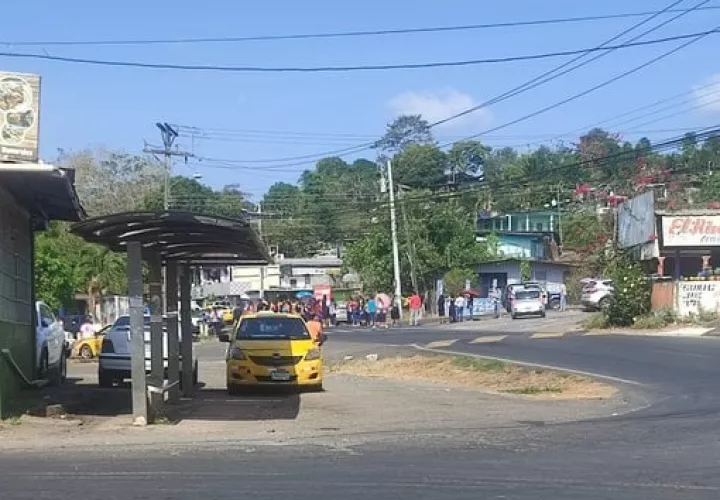Protesta de padres de familia.