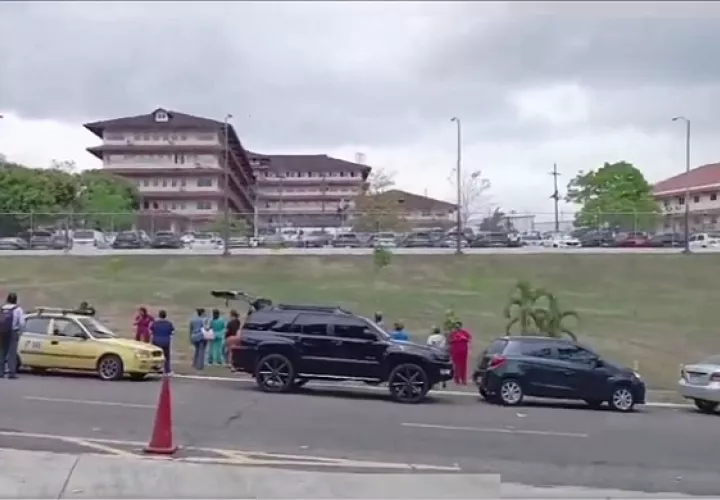 Técnicos de Laboratoristas vuelven a protestar.