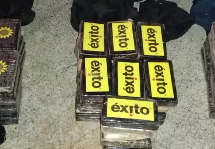 Los paquetes de droga estaban identificados con la palabra &quot;Éxito&quot; y  una flor de girasol.