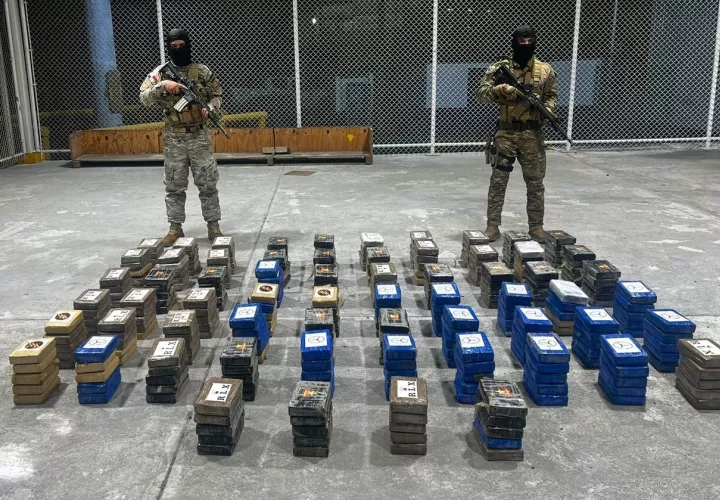 El SENAN ha asumido la custodia de la droga incautada para su inclusión en la investigación en curso.