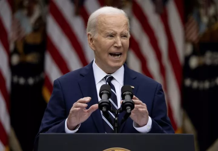 El presidente estadounidense, Joe Biden (C). EFE