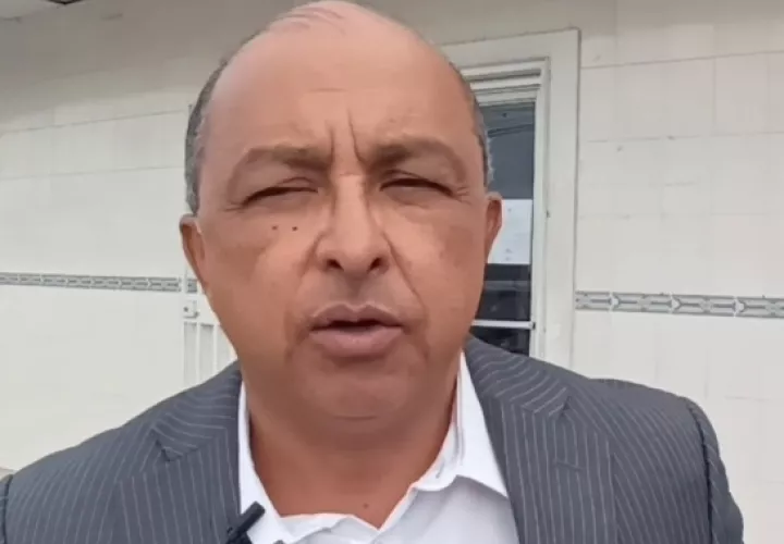  Iván Castillo, abogado.