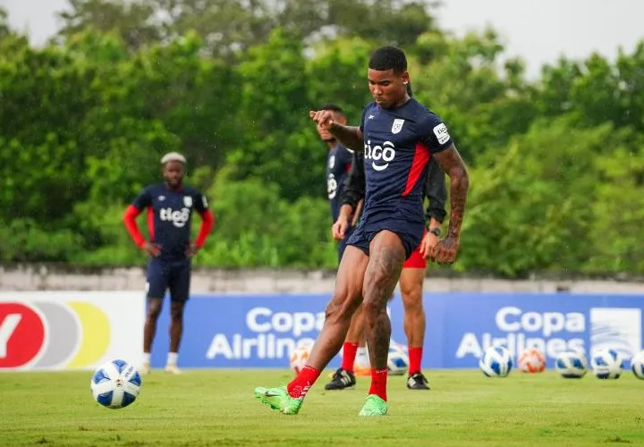 Eduardo Guerrero, atacante de la selección panameña. Foto: EFE
