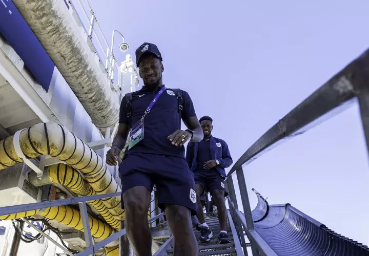 Jugadores de la Selección de Fútbol de Panamá a su llegada a la ciudad de Atlanta, donde este jueves se medirán a EE.UU. Foto: Fepafut