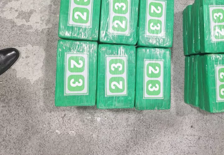 Los paquetes de drogas con numeración &quot;23&quot;.
