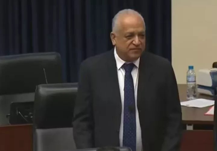 Diputado Luis Eduardo Camacho.