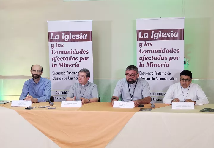 En el evento se abordaron las problemáticas derivadas de la explotación de los recursos naturales. Foto: MC