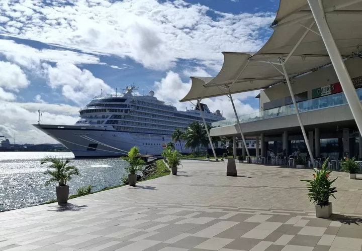 Llegan los cruceros.